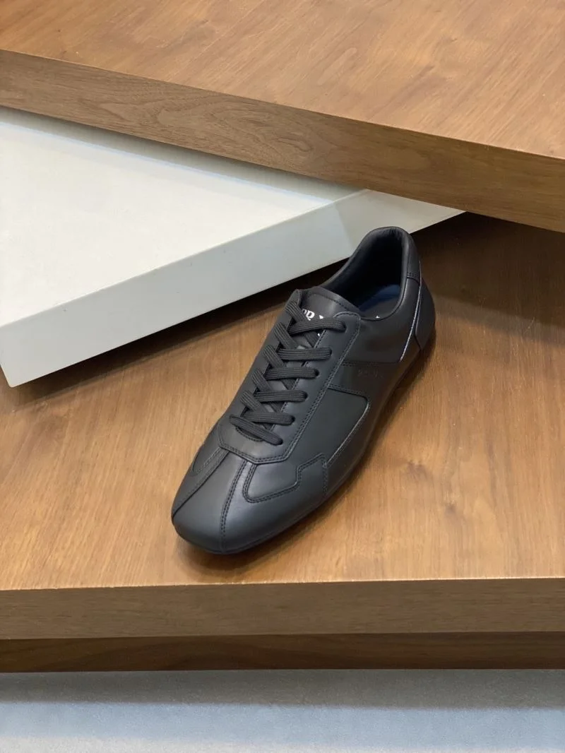 OdorResistant Prada Low Shoes 35306