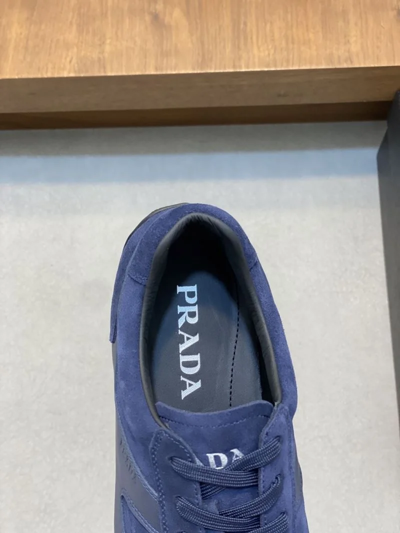 Prada Low Shoes Flexible 35304