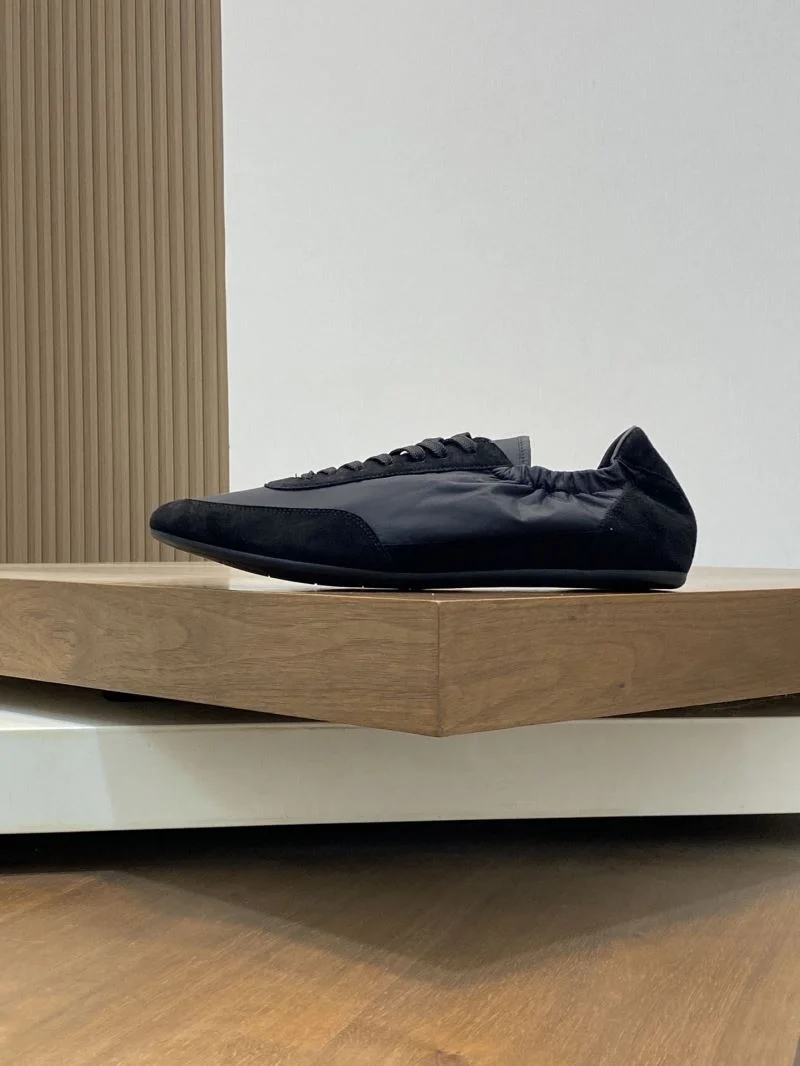 Prada Low Shoes Affordable 35305