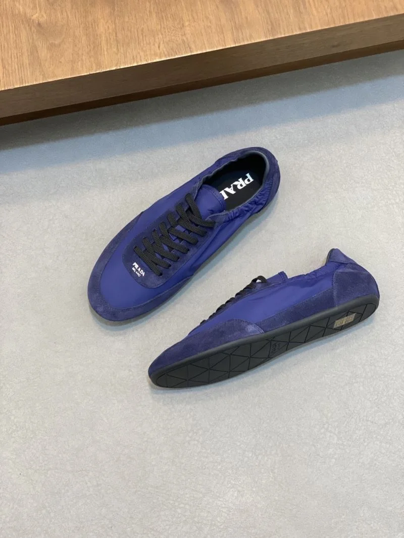Prada Low Shoes Reliable 35300