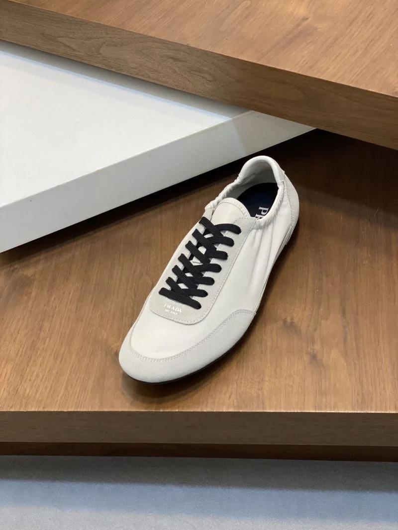 Sophisticated Prada Low Shoes 35285
