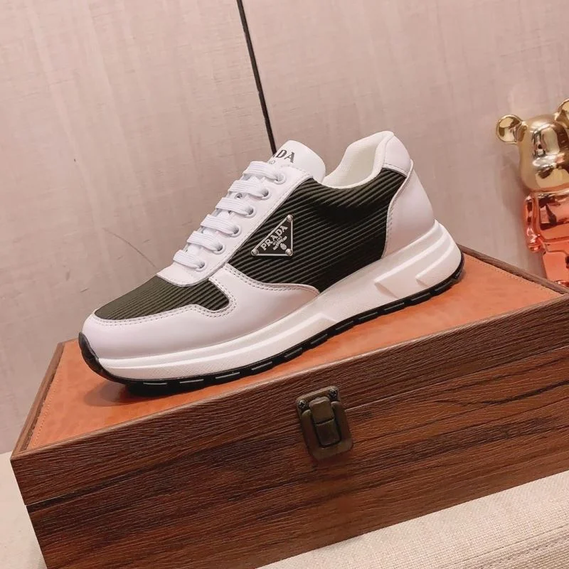 Compact Prada Low Shoes 35293