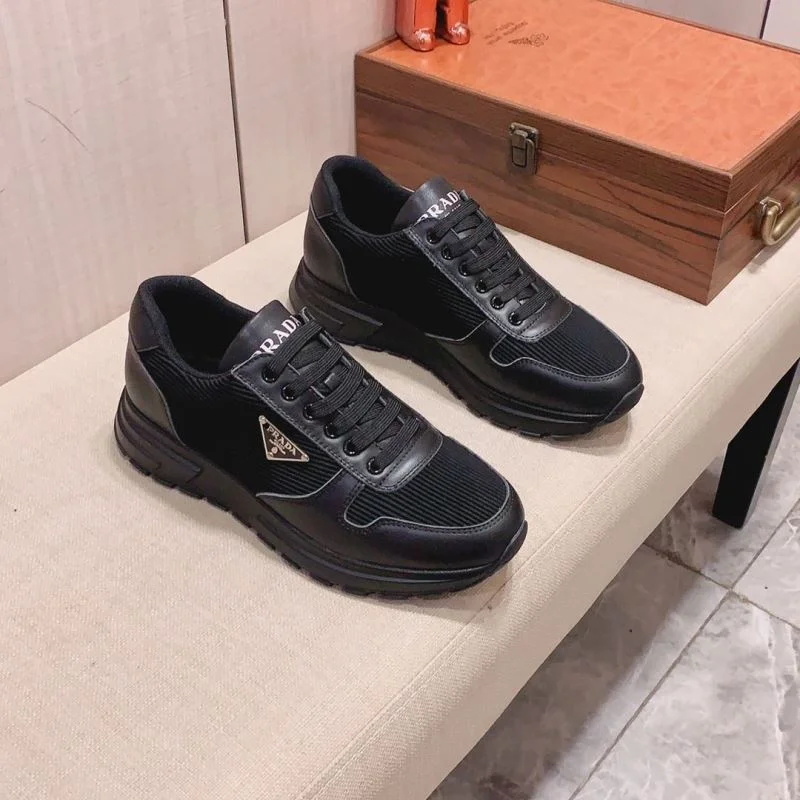 EyeCatching Prada Low Shoes 35290