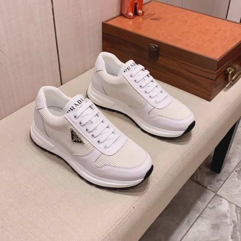 Prada Low Shoes Attractive 35294