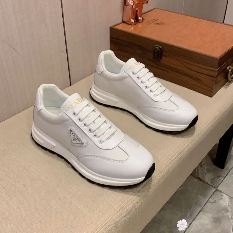Prada Low Shoes Trendy 35286