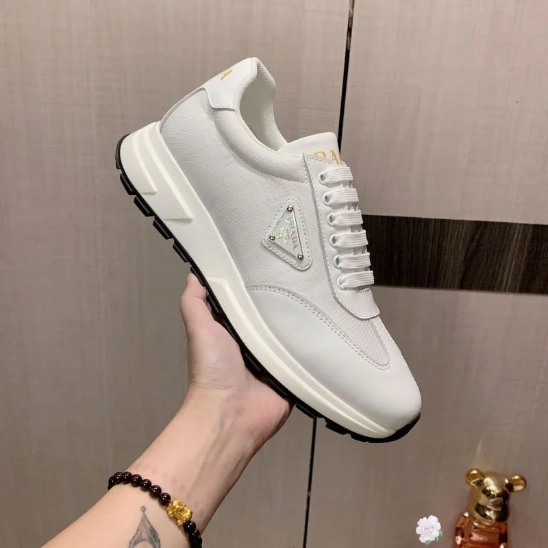 Prada Low Shoes Trendy 35286