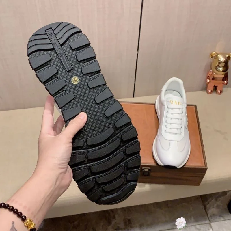 Prada Low Shoes Trendy 35286