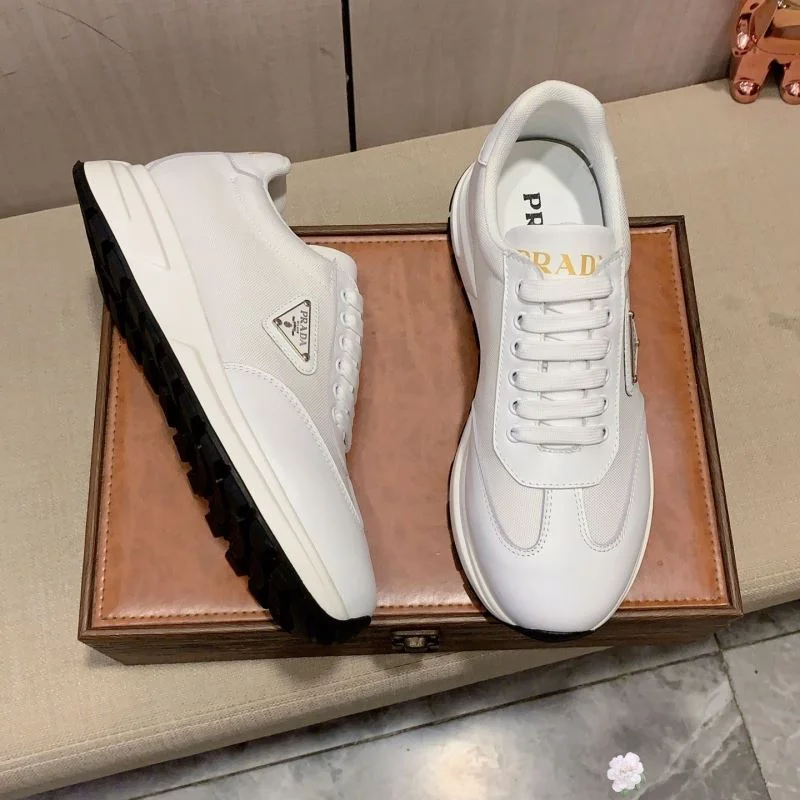 Prada Low Shoes Trendy 35286