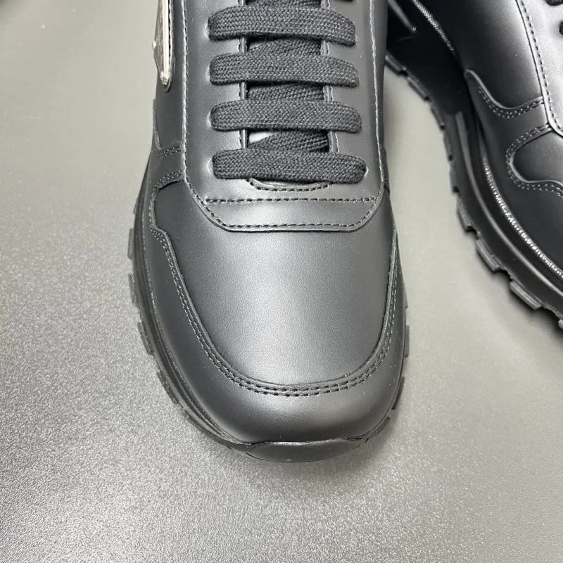 FlexibleFit Prada Low Shoes 35277