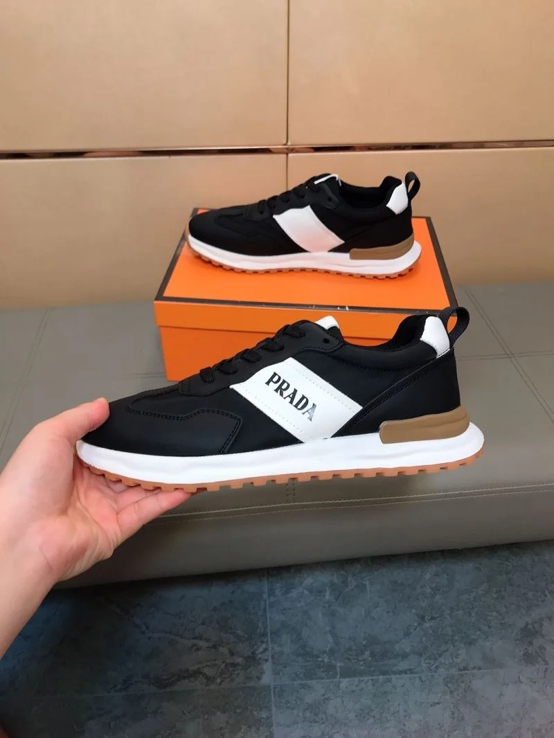 Prada Low Shoes Snug 35274