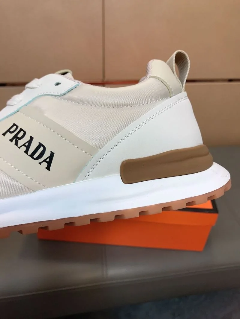 UrbanChic Prada Low Shoes 35276