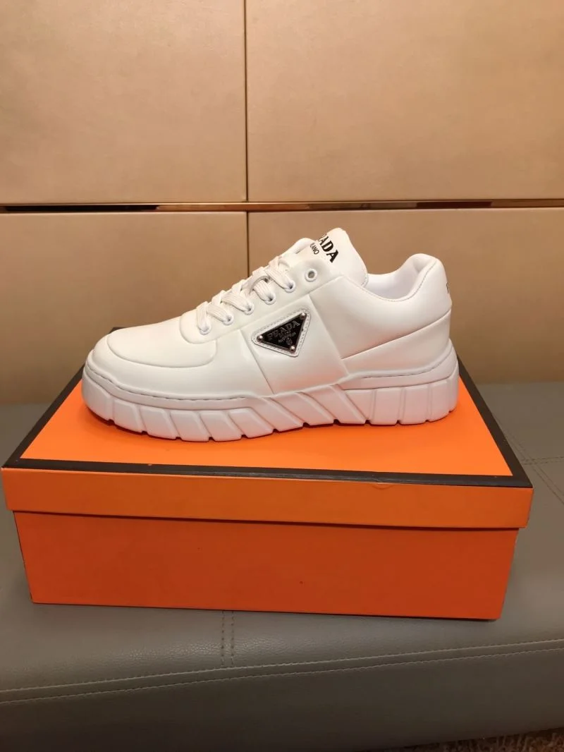 Prada Low Shoes Effortless 35278