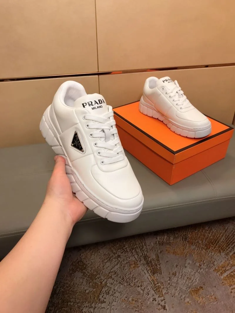 Prada Low Shoes Effortless 35278