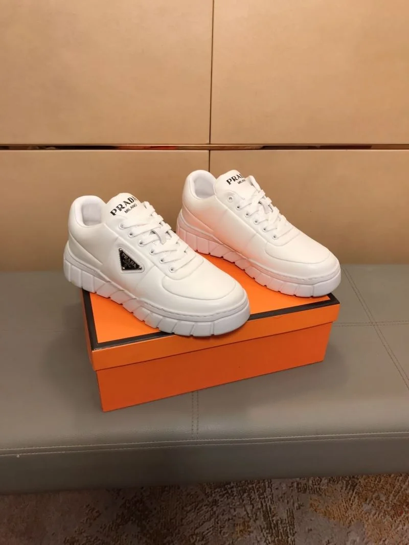 Prada Low Shoes Effortless 35278