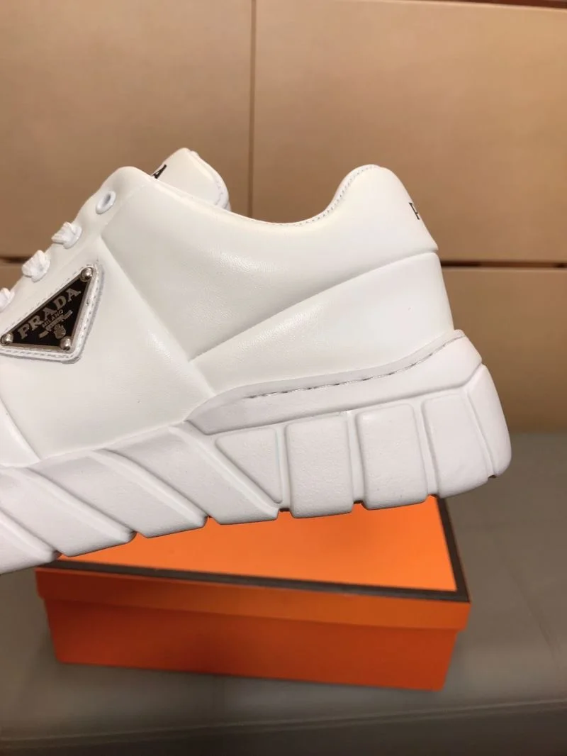Prada Low Shoes Effortless 35278