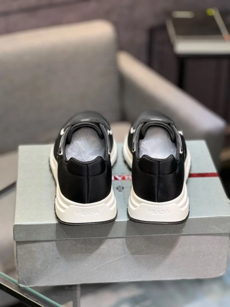 Bright Prada Low Shoes 35258
