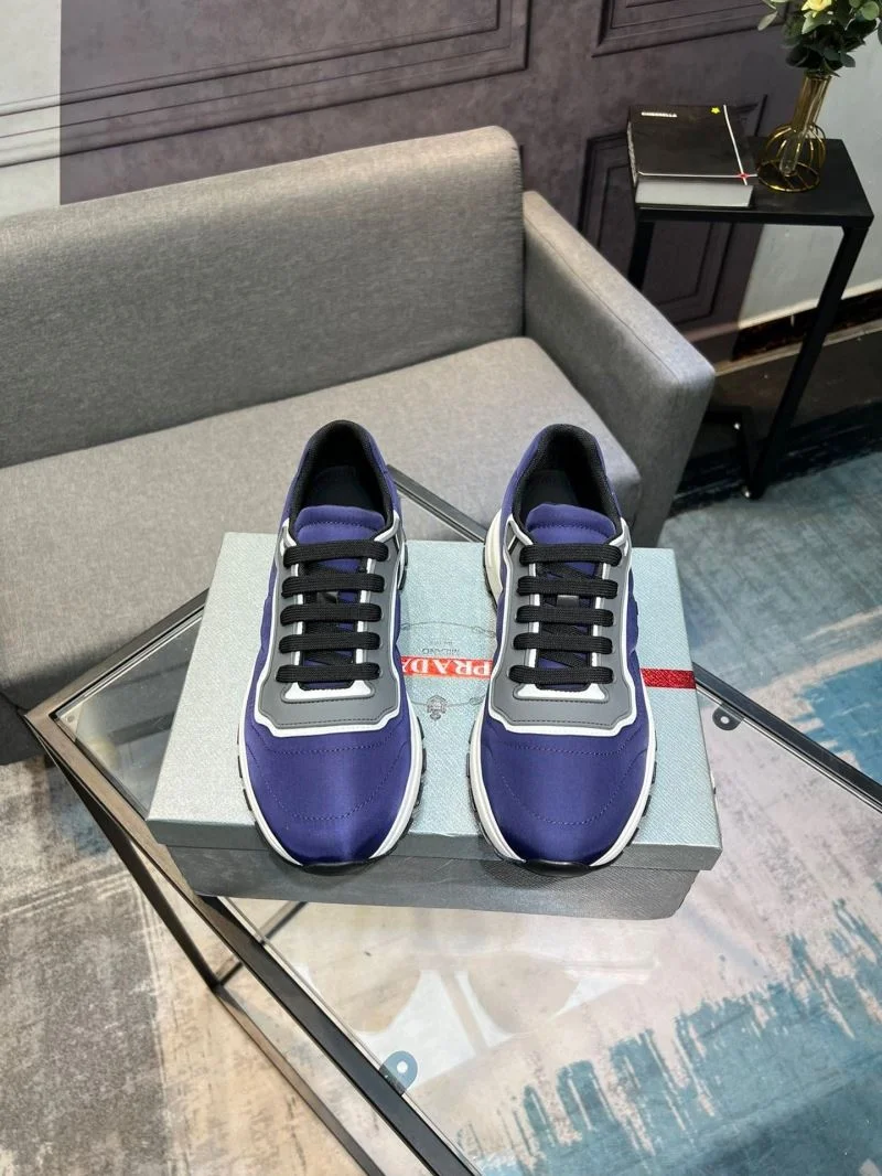 Prada Low Shoes Durable 35257