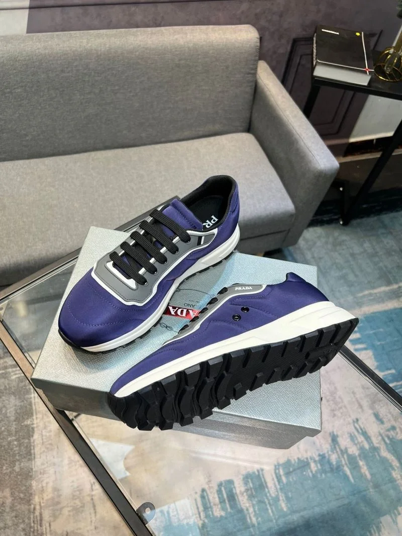 Prada Low Shoes Durable 35257