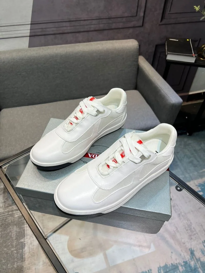Prada Low Shoes MultiPurpose 35237