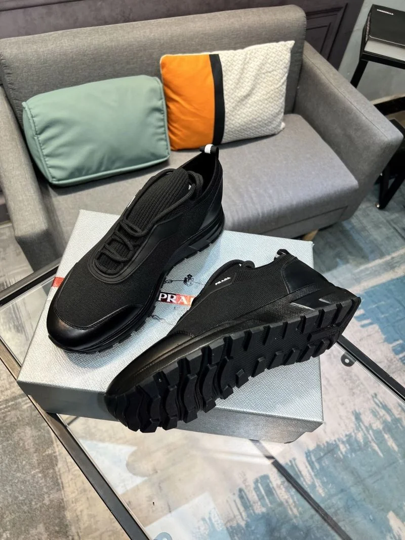 Prada Low Shoes Lightweight 35252