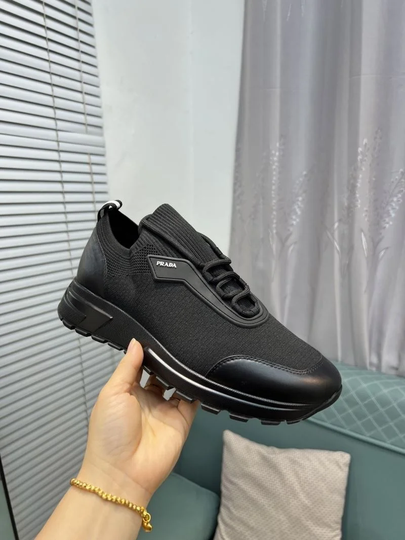 Prada Low Shoes Lightweight 35252