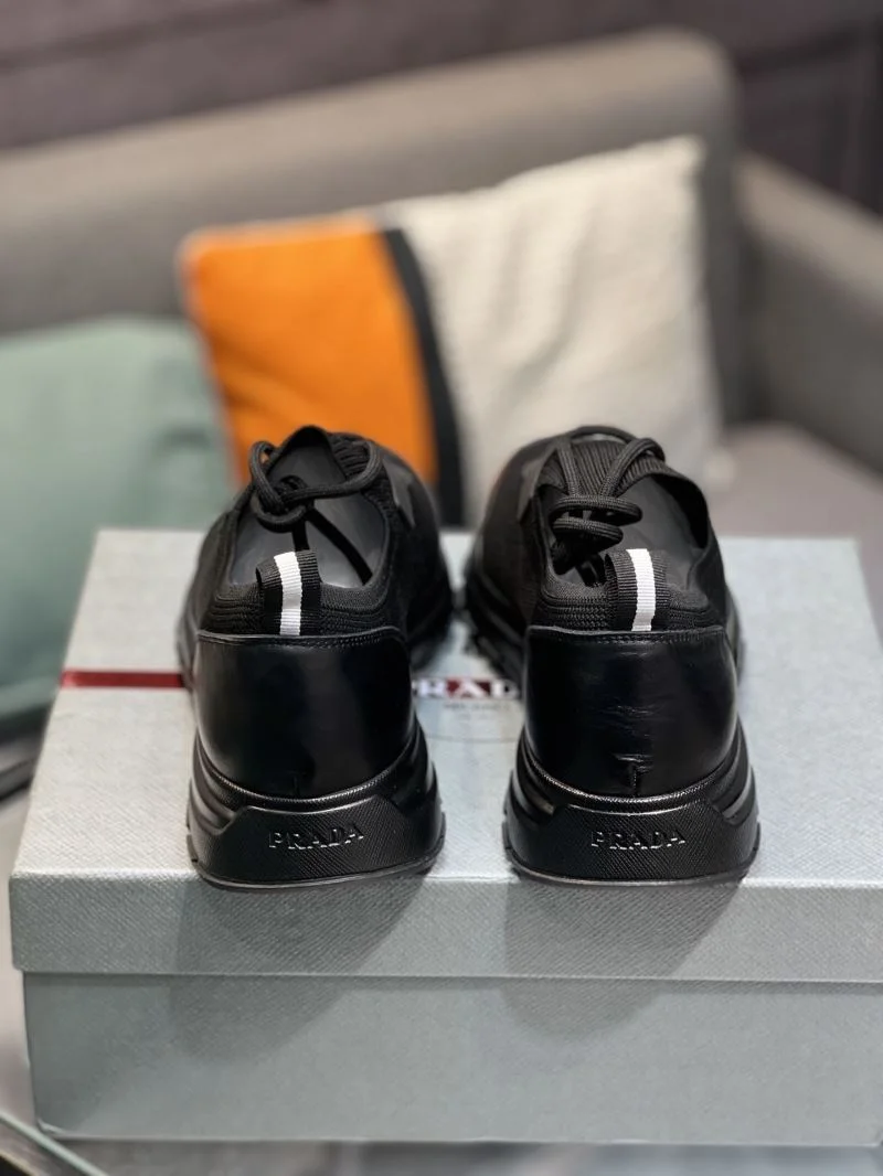 Prada Low Shoes Lightweight 35252