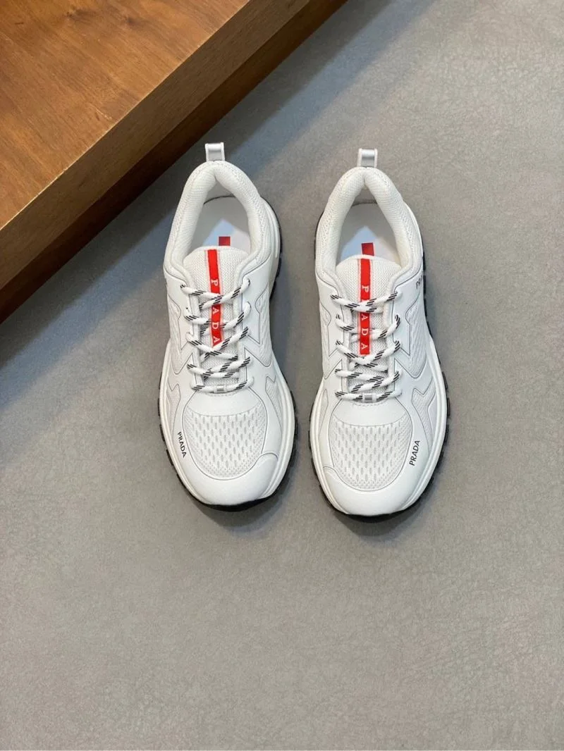 Prada Low Shoes Snug 35253