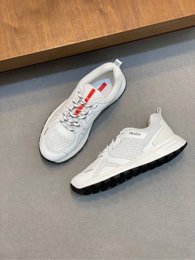 Prada Low Shoes Snug 35253