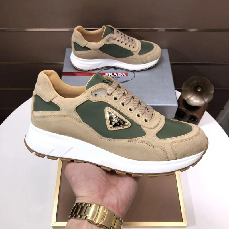 Prada Low Shoes Attractive 35238