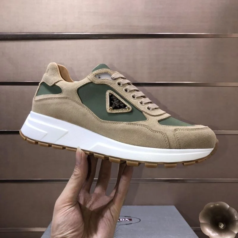 Prada Low Shoes Attractive 35238