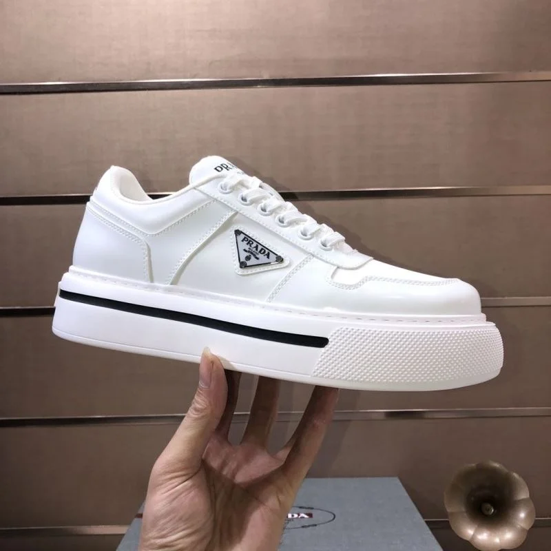 Prada Low Shoes Breathable 35236