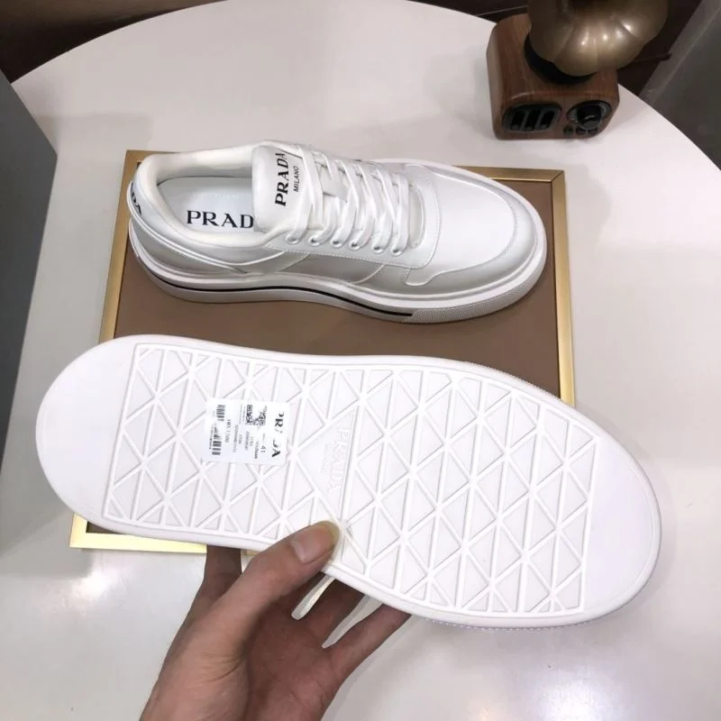Prada Low Shoes Breathable 35236