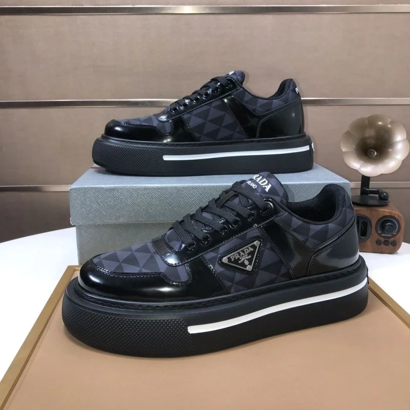 Prada Low Shoes UrbanStyle 35251
