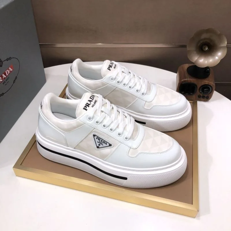 Chic Prada Low Shoes 35255