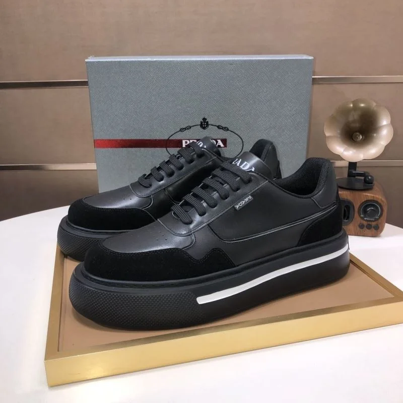 Casual Prada Low Shoes 35243