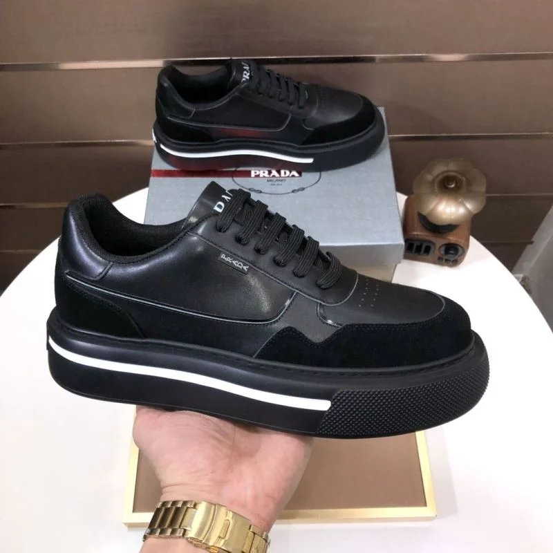 Casual Prada Low Shoes 35243