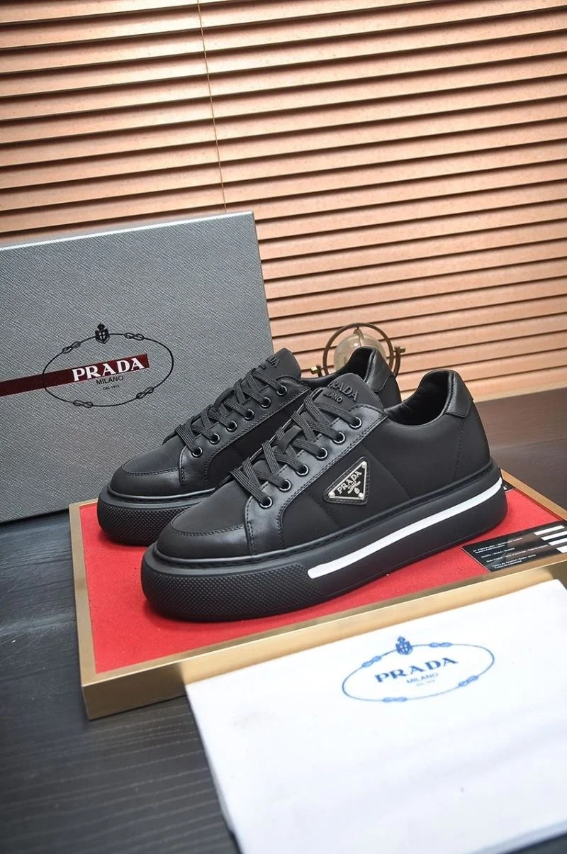 Prada Low Shoes Vibrant 35222