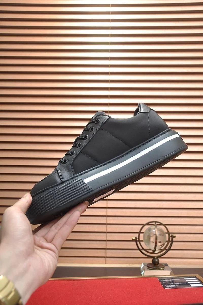 Prada Low Shoes Vibrant 35222