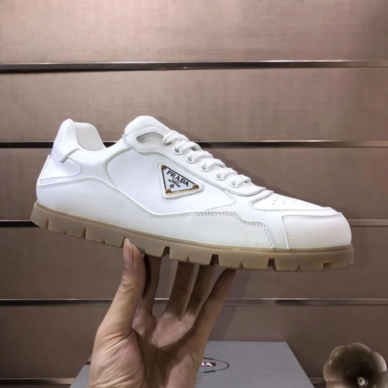 Prada Low Shoes Sophisticated 35216