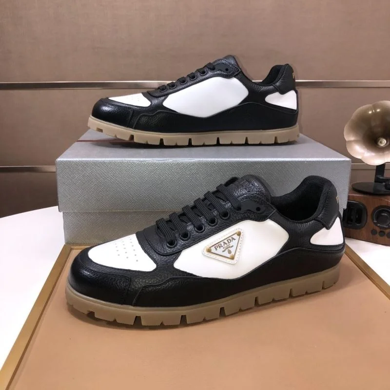Sleek Prada Low Shoes 35215