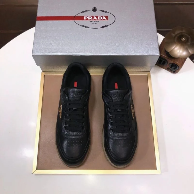 Prada Low Shoes Practical 35214
