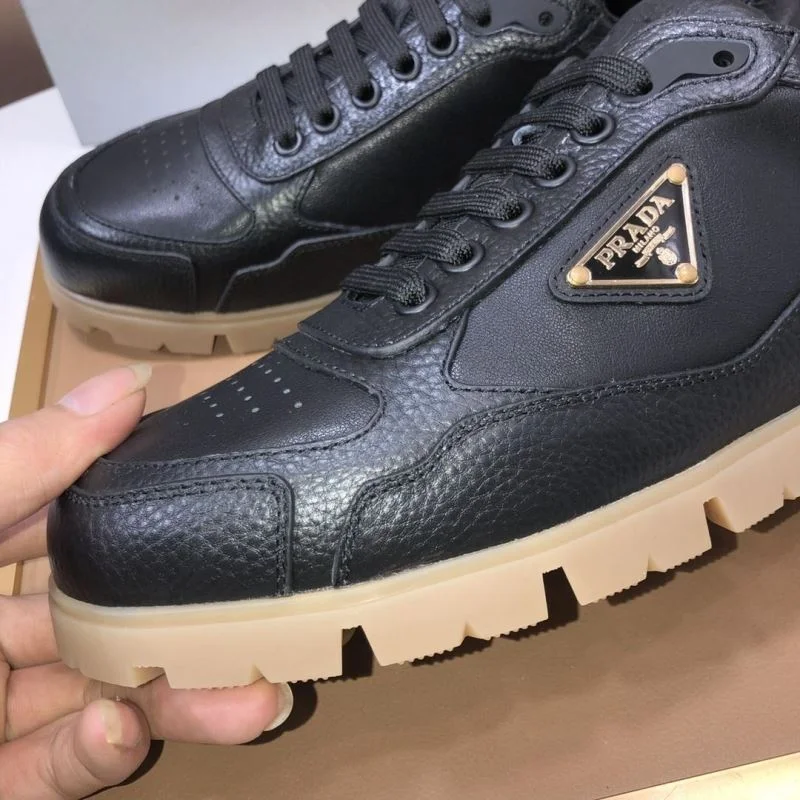 Prada Low Shoes Practical 35214