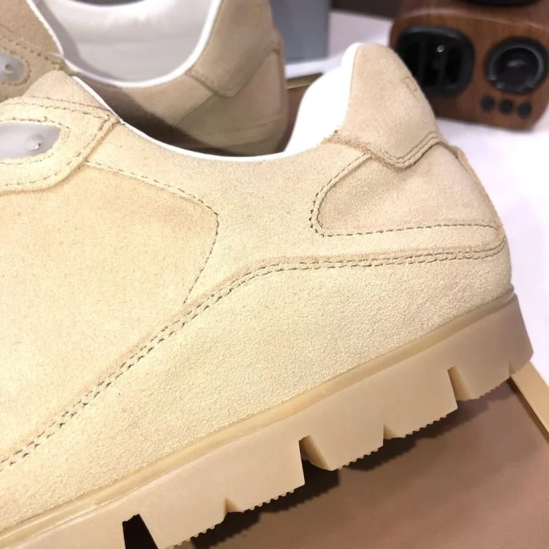 Reliable Prada Low Shoes 35213