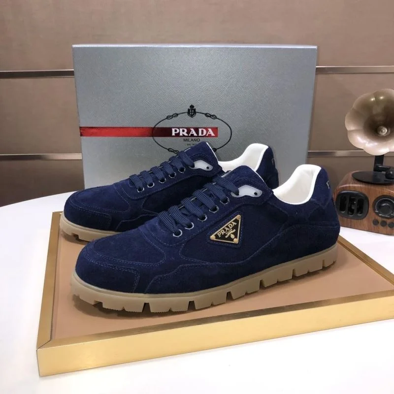 Prada Low Shoes Attractive 35201