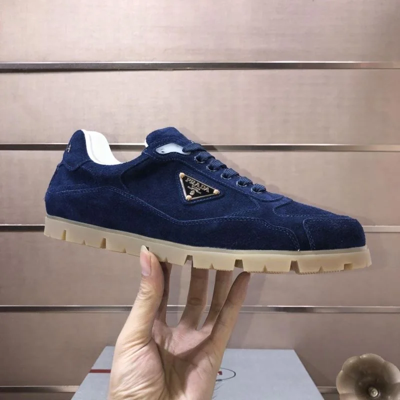 Prada Low Shoes Attractive 35201