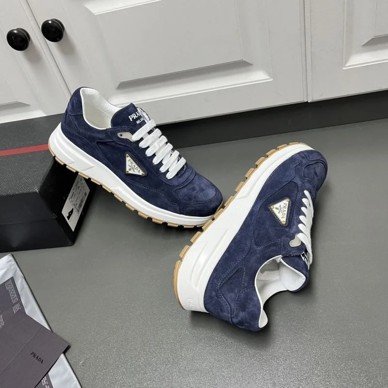 SmoothTexture Prada Low Shoes 35211