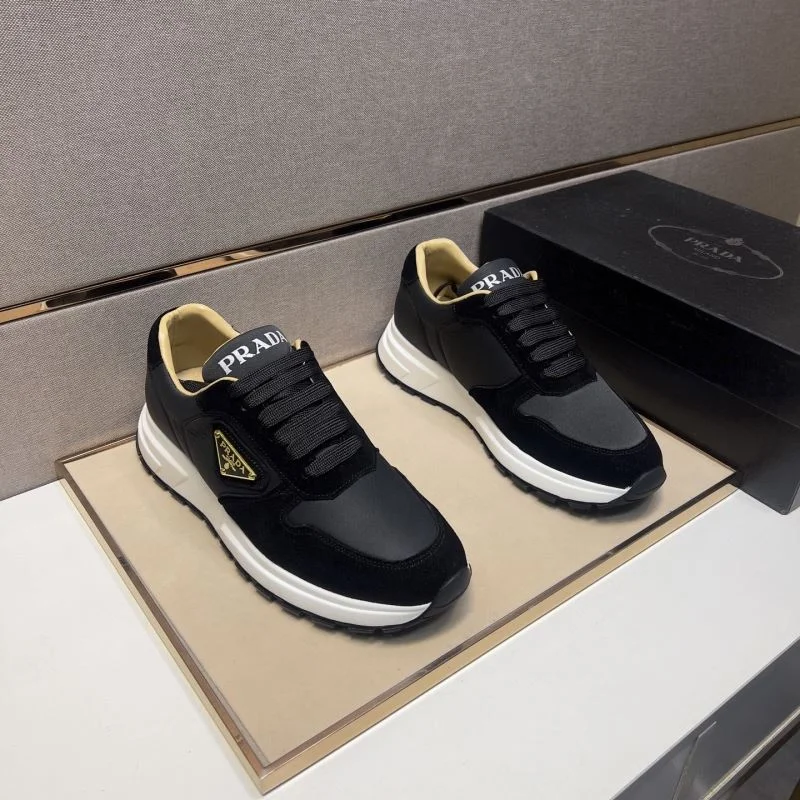 Prada Low Shoes Supportive 35195