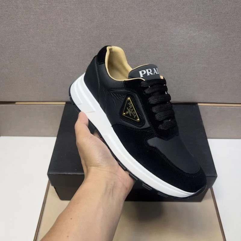 Prada Low Shoes Supportive 35195