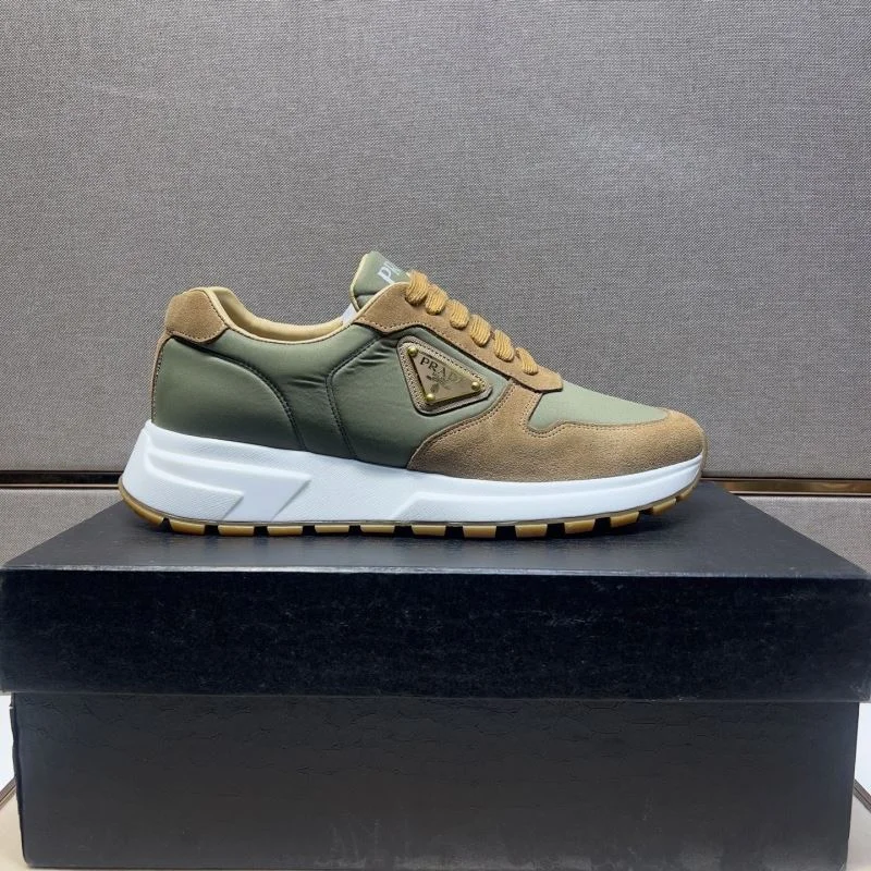 Prada Low Shoes Unisex 35210