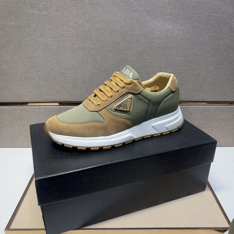 Prada Low Shoes Unisex 35210